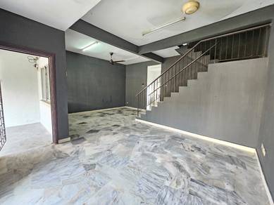 2-storey Terraced House For Sale in Seri Kembangan,SGR