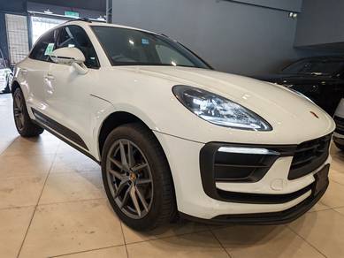 Porsche Macan  in Petaling Jaya, SGR
