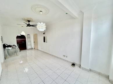 Apartment For Sale in Pangsapuri Waja