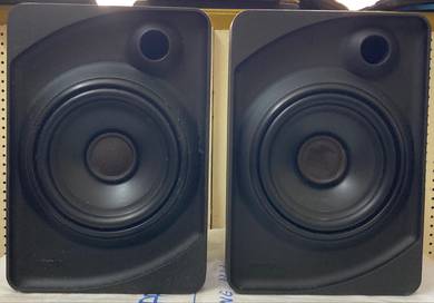 Goodmans bookshelf speakers - model Arena