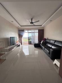 Condominium For Rent in Scotland Park
