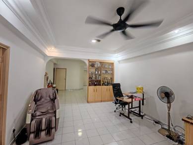 Condominium For Sale in Endah Ria