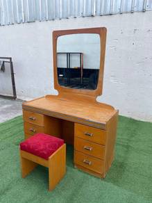 YE50C Meja Solek Klasik 4' Make Up Dressing Table