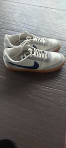 Kasut sport Nike untuk dijual