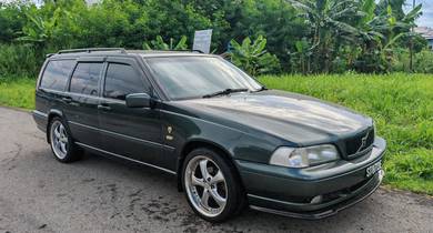 Volvo V70 GLE in Penampang, SBH