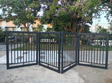 Used Gate