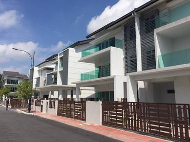 Semi-Detached House For Sale in Kajang,SGR