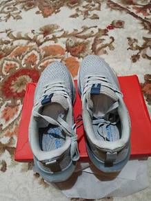Dr cardin walking shoes 