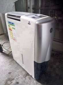 GE 20 liter dehumidifier