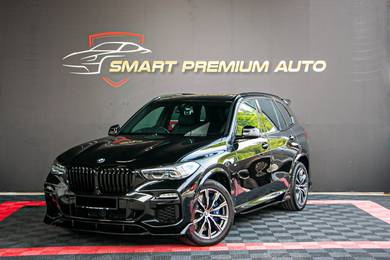 BMW X5 xDRIVE45e M SPORT in Cheras, SGR