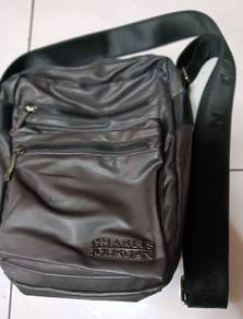 Charles Jourdan Sling Bag Untuk Dijual 