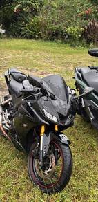 Yamaha R15