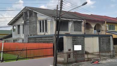 Link Bungalow For Sale in Kuching,SWK