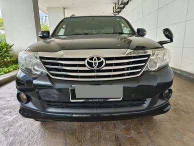 Toyota Fortuner V in Damansara Perdana, SGR