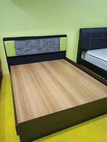 katil papan queen baru, ipoh 