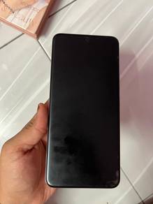 Menjual Honor 200