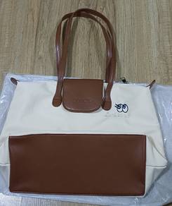 New hand bag