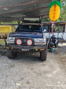 Toyota Land Cruiser GLX (HZJ80R) in Kota Kinabalu, SBH