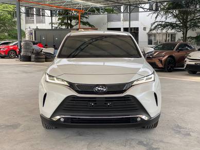 2025 Toyota Harrier LUXURY
