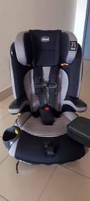 Chicco MyFit Zip Air Harness + Booster Car Seat Q
