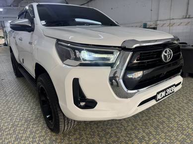 Toyota Hilux DOUBLE CAB 2.4V (AT) 4X4 in Klang, SGR