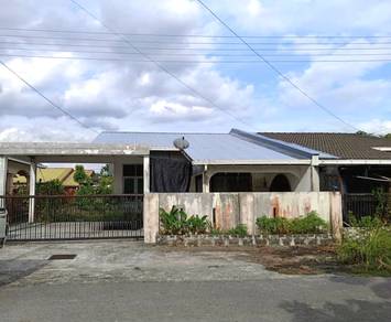 Semi-Detached House For Sale in Kuching,SWK