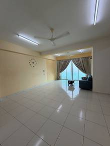 Condominium For Rent in Spectrum Residence