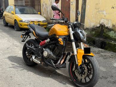 Benelli TNT 249S