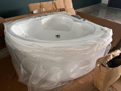 Luxury Cassia Panel Corner Jacuzzi