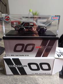 Hot Wheels RLC '71 BRE Datsun 510 chrome Redline