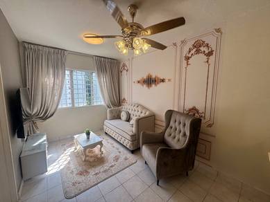 Apartment For Sale in Flora Damansara