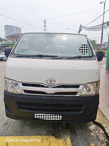 Toyota Hiace in Jalan Kuching, KUL
