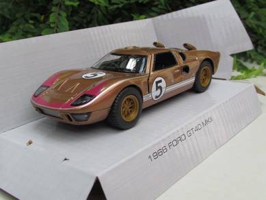 Kinsmart Diecast Car FORD Le Mans GT40 Glod # 5