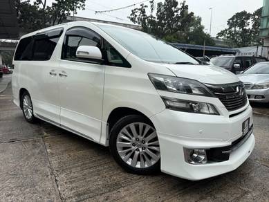 Toyota Vellfire V L-EDITION in Sri Damansara, KUL