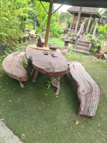 Wood Garden Table Set – Natural Tree Trunk Design