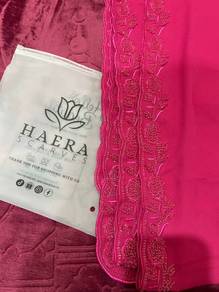 HAERA Beaded shawl (Fuschia Pink)