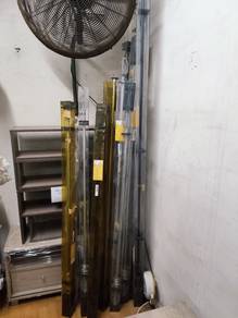 Curtain Pole ( Walk In )