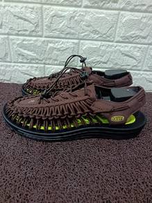 uk9.5 Keen Uneek Sandals