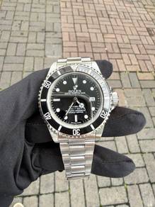 Rolex Seadweller 16600