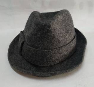 Vintage Raffaello Bettini Wool Hat Gray.