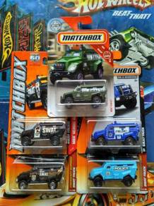 Matchbox SWAT Truck Set