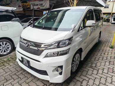 2013 Toyota Vellfire Z