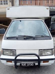 Lori nissan pickup food truck