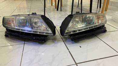 Honda CRZ 2014 head lamp