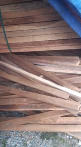 Kayu 1x2 panjang 4.2 kaki untuk buat reban 5377