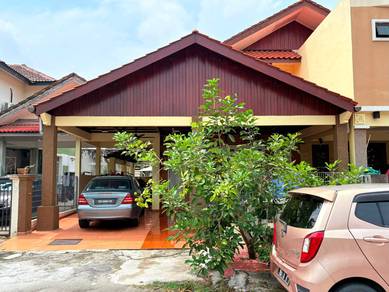 Semi-Detached House For Sale in Puncak Alam,SGR