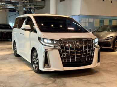 Toyota Alphard SC in Taman Tun Dr Ismail, KUL