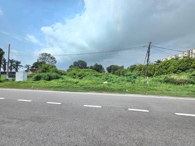 Commercial Land in Tanjong Kling, MLK