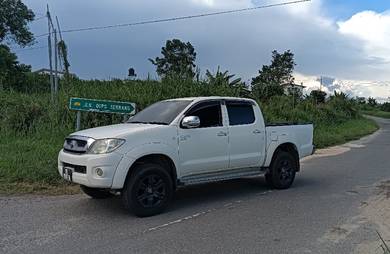Toyota Hilux G in Keningau, SBH