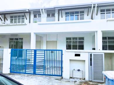 2-storey Terraced House For Sale in Banting,SGR